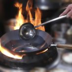 ”燕鉄器” 窒化鉄 底平 中華 北京鍋 30cm 33cm