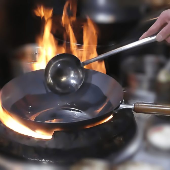 ”燕鉄器” 窒化鉄 底平 中華 北京鍋 30cm 33cm