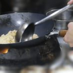 ”燕鉄器” 窒化鉄 底平 中華 北京鍋 30cm 33cm